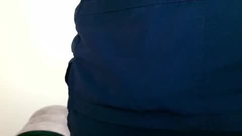 Snapshot of maximiliano_coot chatting on November 13, 3:11 pm maximiliano_coot online show from November 13, 3:11 pm