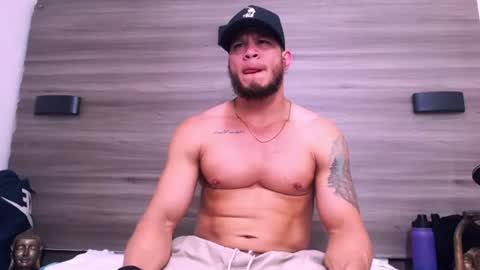 Maximiliano online show from July 11, 7:49 pm