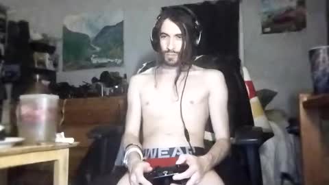 maximillianpayan95 online show from May 28, 6:43 am