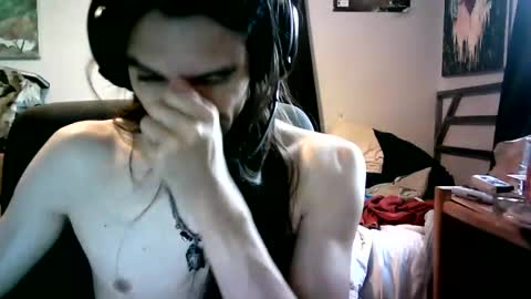 Snapshot of maximillianpayan95 chatting on July 20, 1:24 pm maximillianpayan95 online show from July 20, 1:24 pm