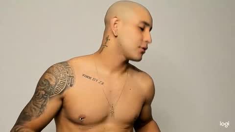 Snapshot of maximo004 chatting on February 3, 9:53 pm Maximo online show from February 3, 9:53 pm