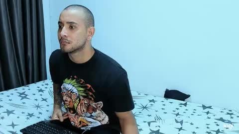 Snapshot of maximo004 chatting on February 11, 11:10 pm Maximo online show from February 11, 11:10 pm