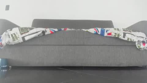 maximo__77 online show from December 1, 6:35 pm