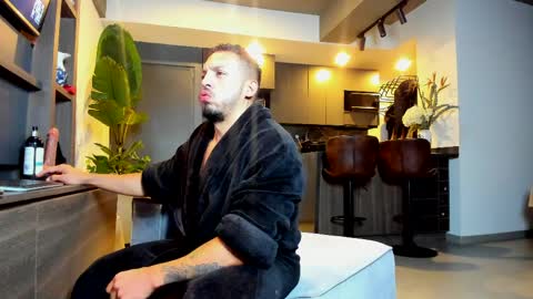 maximo_and_marcelo online show from March 30, 2:12 am