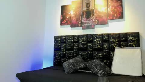 maximo_morelli online show from November 28, 1:30 am