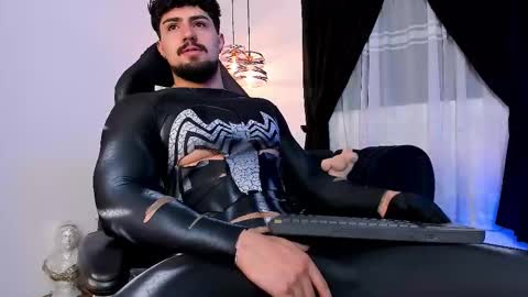 Maximo online show from October 20, 7:20 am