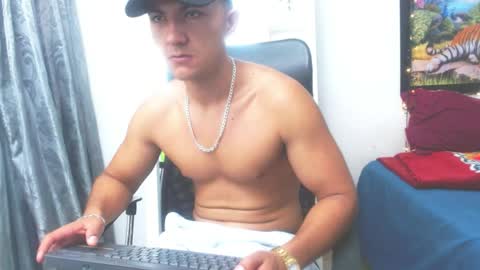 maximo_ston online show from April 1, 8:59 am