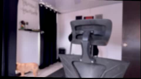 Maximo online show from October 12, 7:13 pm