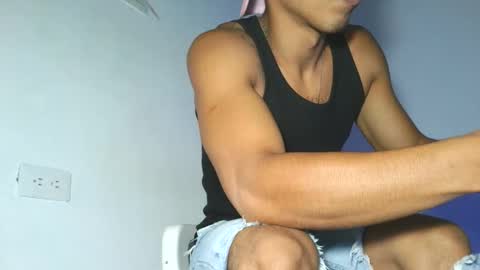 Maximo Aron Vega online show from March 29, 3:12 pm