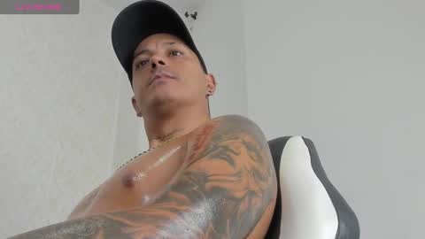 maximohall online show from October 6, 1:41 pm