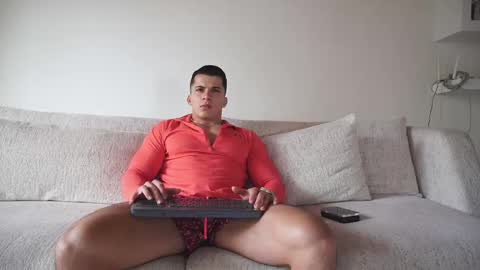 Sebastian online show from October 11, 9:13 pm