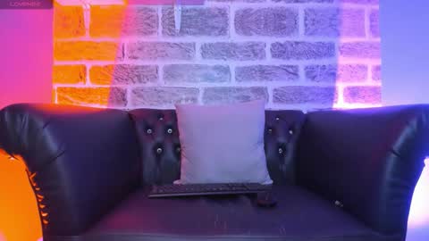 Snapshot of maximoking26 chatting on February 18, 5:36 am MAXIMO online show from February 18, 5:36 am