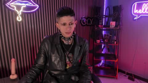 MAXIMO online show from April 8, 8:58 am