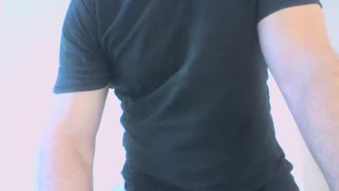 Snapshot of maximus111newman chatting on December 2, 6:30 am maximus111newman online show from December 2, 6:30 am