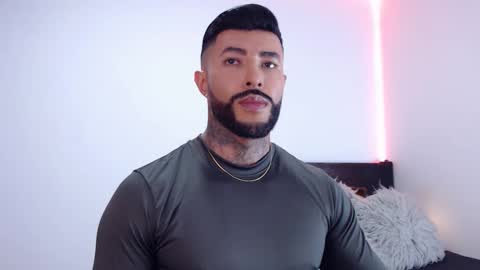 Independent Model online show from October 11, 2:44 am