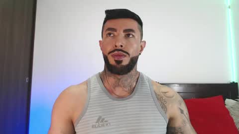 Independent Model online show from April 13, 3:23 am