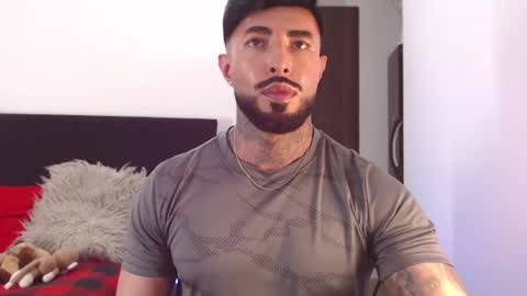 Independent Model online show from June 25, 5:23 am