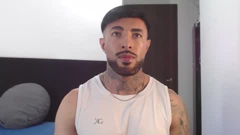 Independent Model online show from July 18, 5:22 am