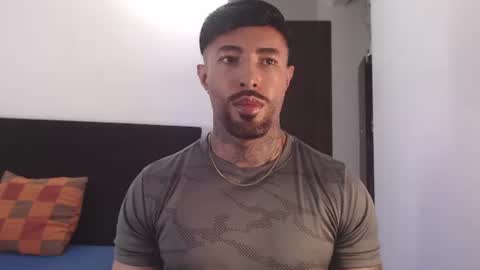 Independent Model online show from July 20, 2:48 am