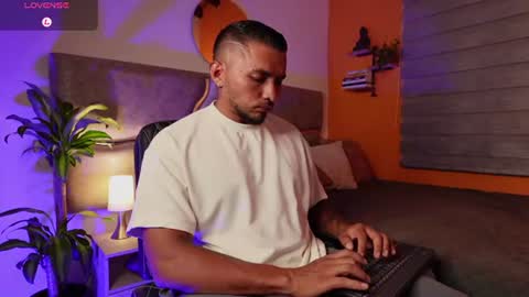 Maximus Clark online show from July 24, 2:42 am