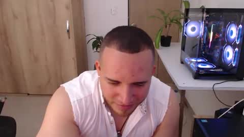 maximus online show from April 13, 2:06 am