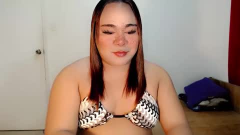 Snapshot of maxine_sucks chatting on February 1, 6:06 pm Maxine Sucks online show from February 1, 6:06 pm