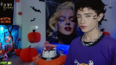 Max online show from November 1, 6:37 am