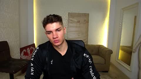 MaxKaiden online show from October 17, 4:48 am