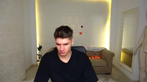 MaxKaiden online show from October 20, 4:57 am