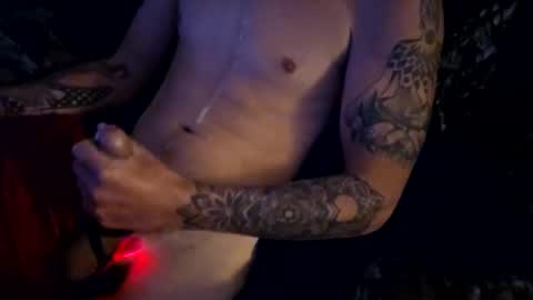 maxpleasure13141540 online show from December 5, 3:50 pm