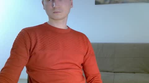 Snapshot of maxrelax90 chatting on January 7, 1:46 pm maxrelax90 online show from January 7, 1:46 pm