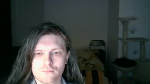 Snapshot of maxs_93 chatting on October 5, 4:38 pm maxs_93 online show from October 5, 4:38 pm