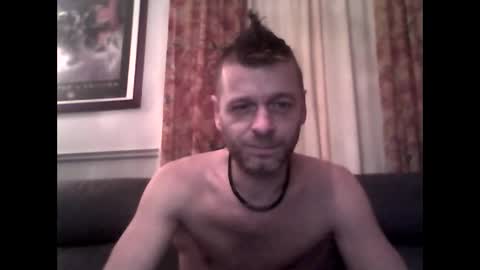 MaxTheWolf online show from November 4, 11:04 pm