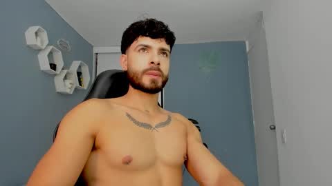 Maxi online show from March 10, 9:53 pm