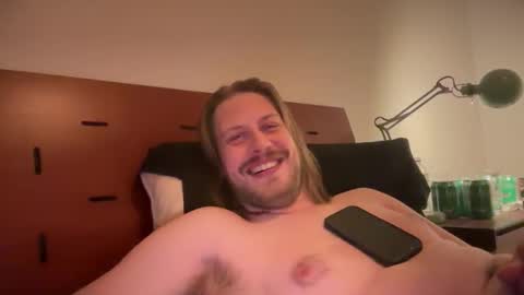 Max Watts online show from November 6, 12:33 am