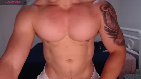 Max online show from February 1, 1:48 am