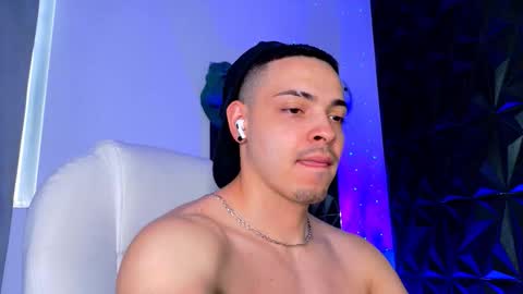 MAX online show from January 9, 8:54 pm