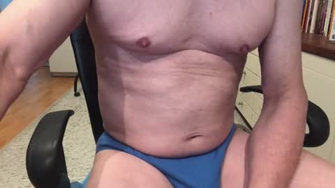 Max online show from October 29, 7:32 am