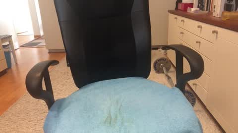 Max online show from February 3, 8:19 am