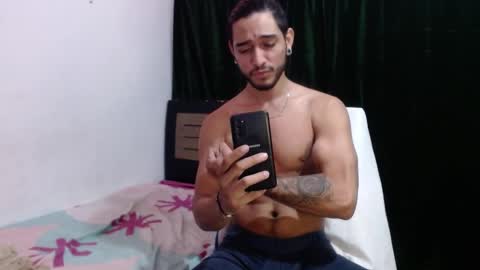 maxximus_10 online show from December 19, 5:29 am