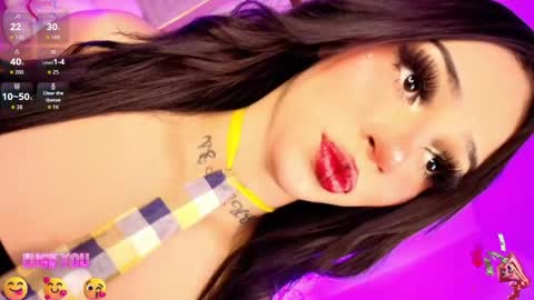 Snapshot of maxxine_vxx chatting on April 20, 10:00 pm Valentina online show from April 20, 10:00 pm