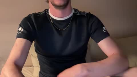 MaxXxurbate online show from April 28, 11:32 pm
