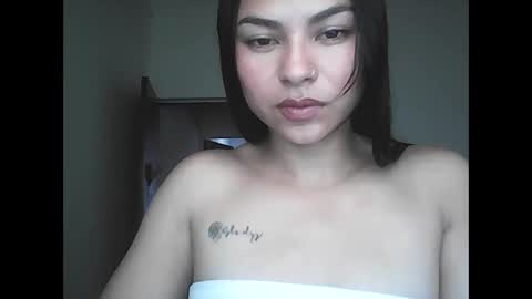 may_quiin online show from April 20, 5:37 pm