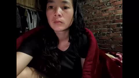 Snapshot of may_vietnamese chatting on February 16, 10:17 pm may_vietnamese online show from February 16, 10:17 pm