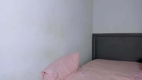 may_xx online show from October 20, 3:45 pm