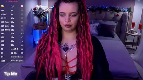 Maya Mils online show from December 23, 1:25 am