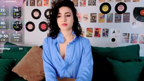 Maya online show from April 13, 2:44 pm