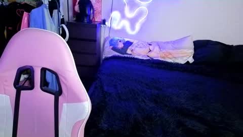 Maya Viola online show from October 7, 5:59 am