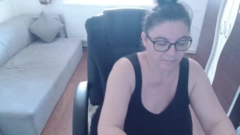 Maya online show from March 25, 12:55 pm