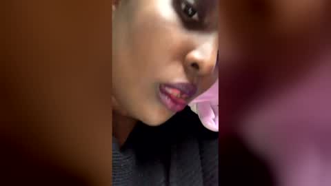 Snapshot of mayafarah chatting on April 13, 6:35 pm mayafarah online show from April 13, 6:35 pm